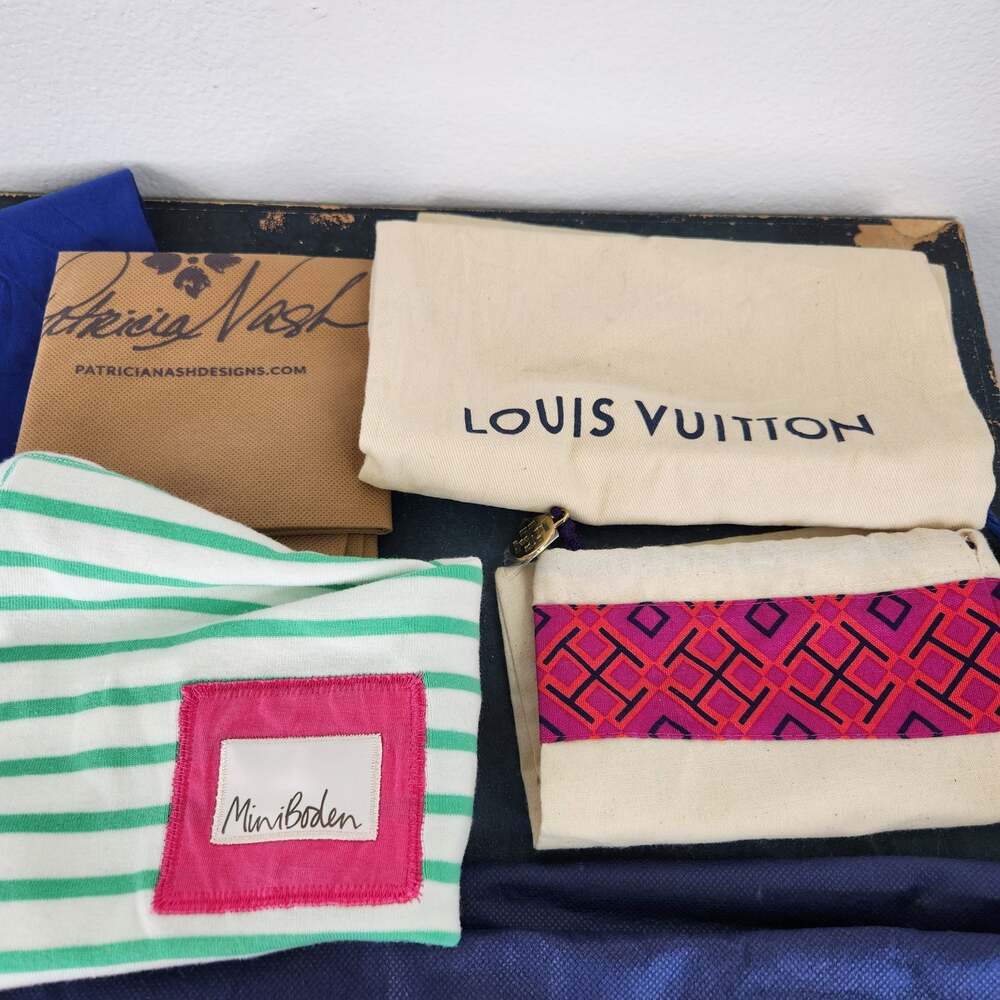 Duster bag Bundle (8) Louis Vuitton Chloe Dooney & Bourke Tory Burch P. Nash